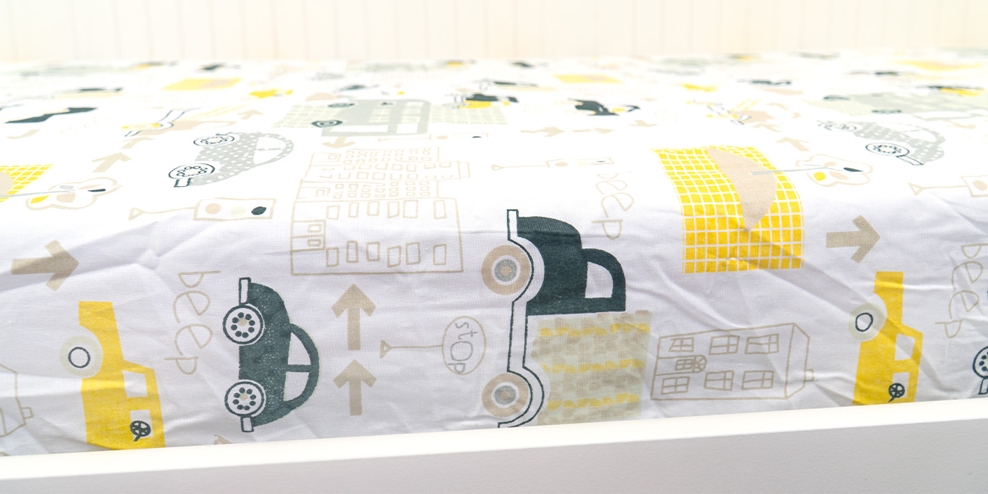 Prześcieradło z gumką auta beep żółte 80x160 cm